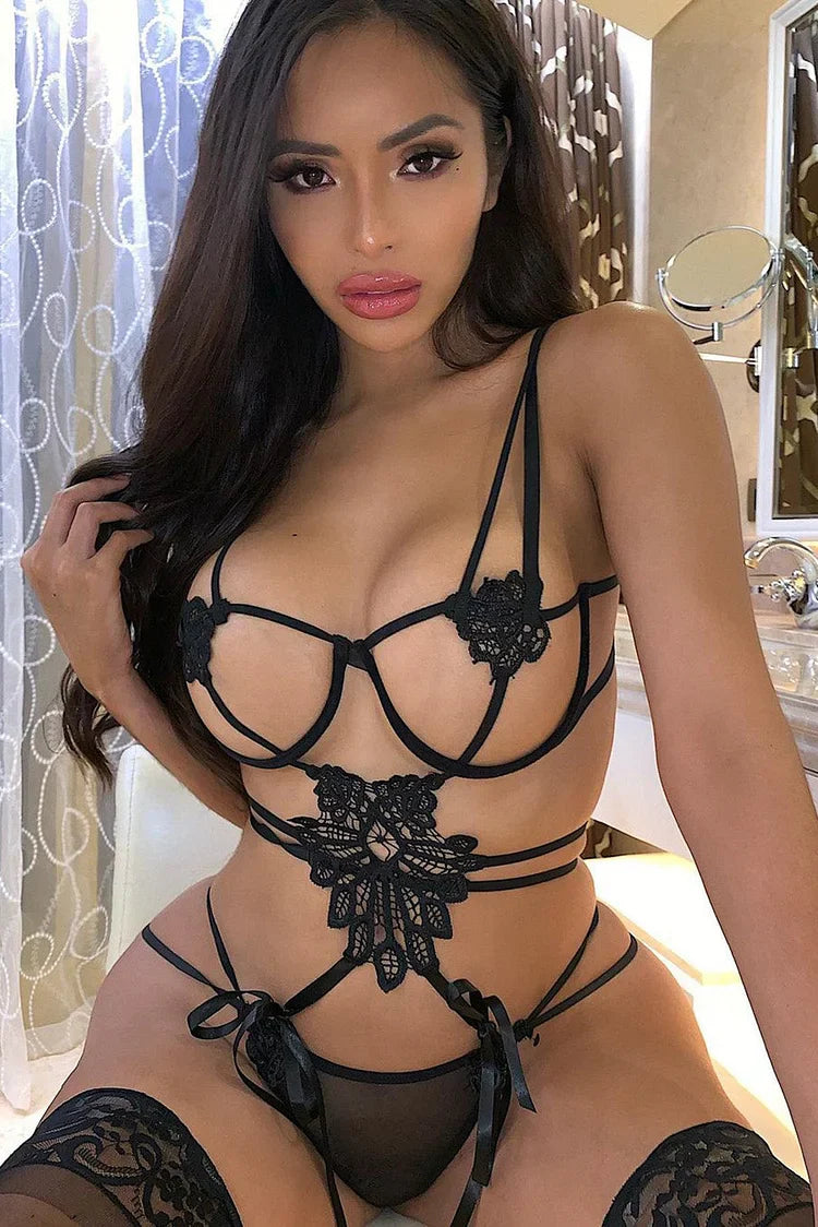 Mira Bold Crochet Teddy