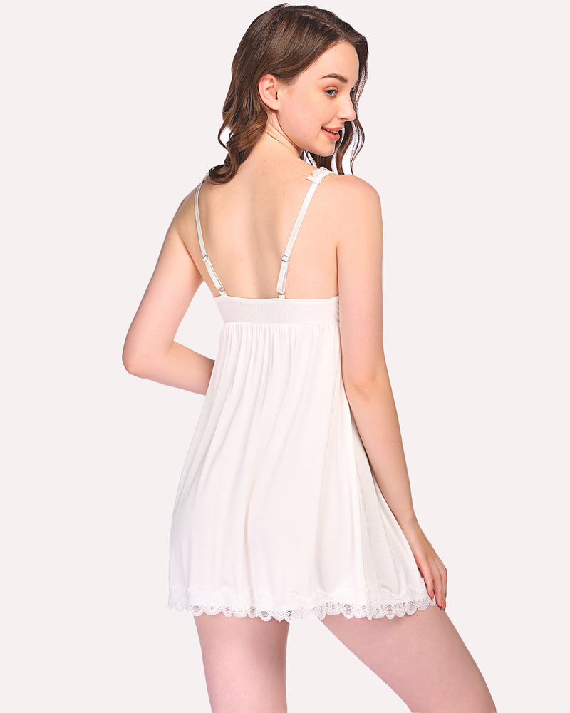 Rochie din dantelă cu alunecare completă
