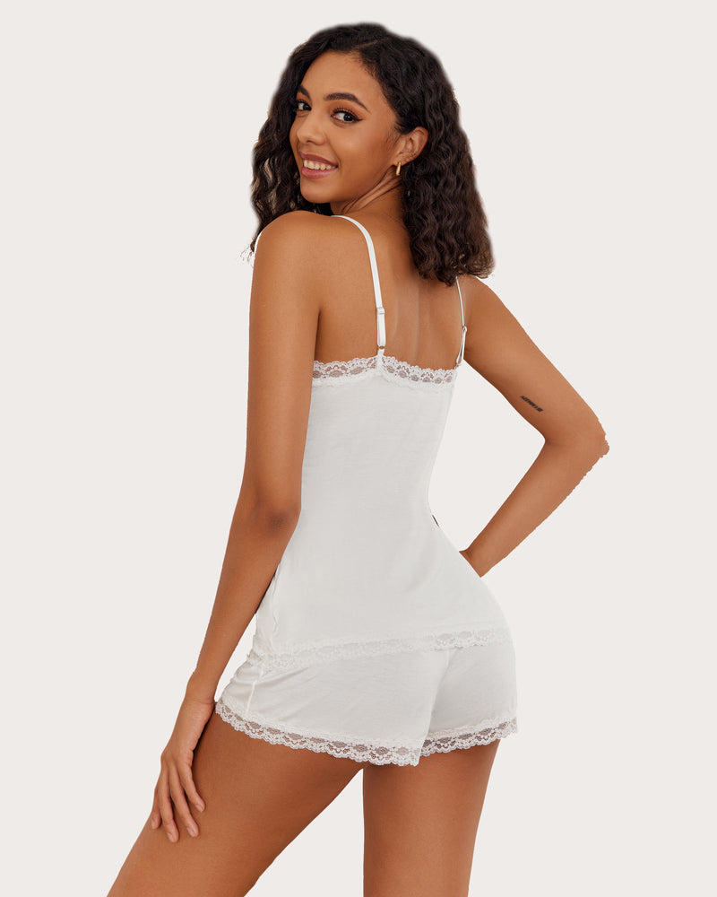 Set pijama cami cu dantelă Set pijama scurt cu pantaloni scurți