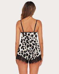 Set de pijamale cu imprimeu leopard cu dantelă