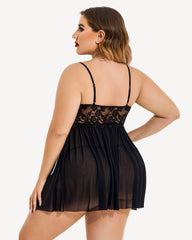 Plus Size Lace Heart Side Slit Nightdress