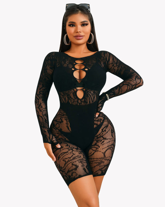 Body din plasă, rochie de pluș decupată din dantelă